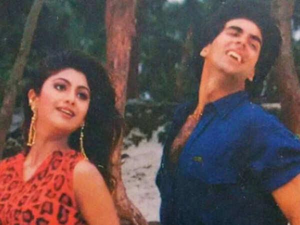 Shilpa Shetty Marks 31 Years Of Main Khiladi Tu Anari In Chura Ke Dil Mera Style