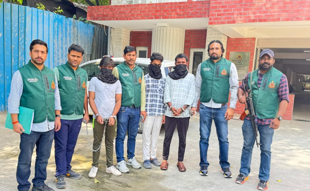 ISIS Terrorists Planned On Targeting Right Wing Leaders, Reveal Chats: Sources