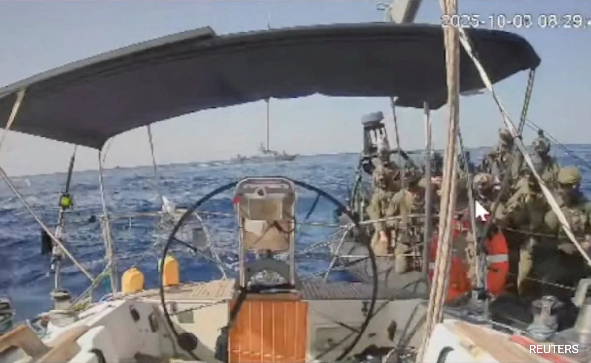 Israel Deports First Activists From Gaza Aid Flotilla