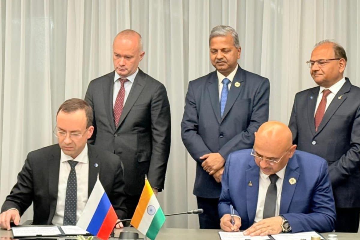 HAL Signs MoU With Russia’s PJSC-UAC To Produce Passenger Aircraft SJ-100 In India