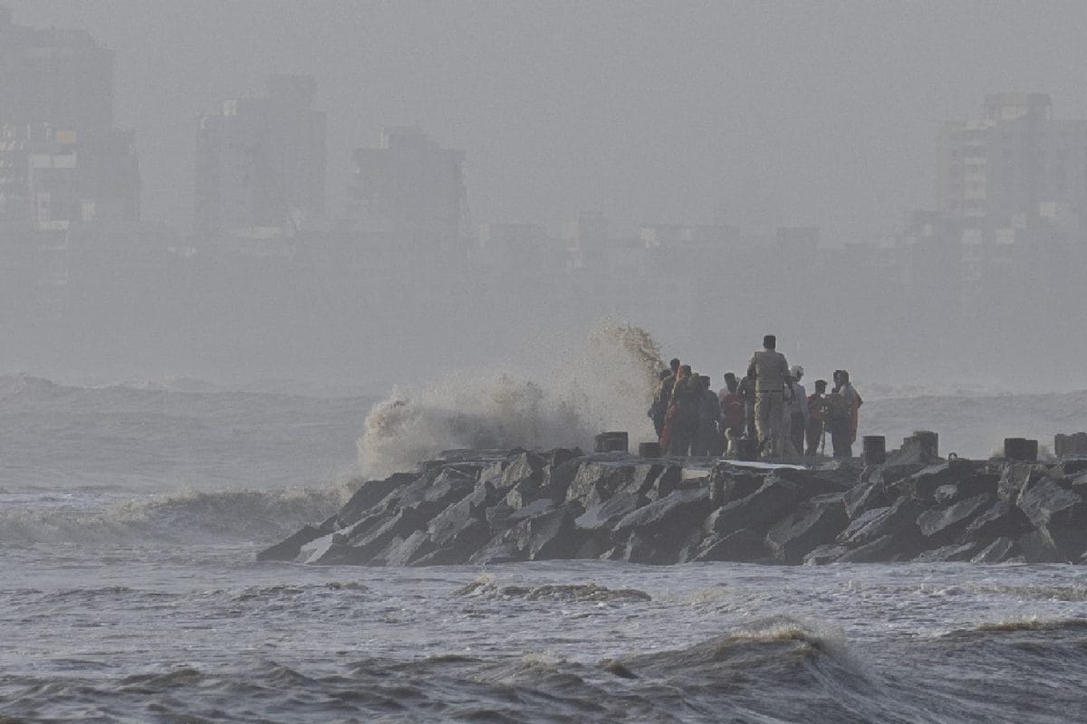 Cyclone Montha: IMD Issues Heavy Rain Alert For Odisha, Andhra; Landfall Expected On Oct 28