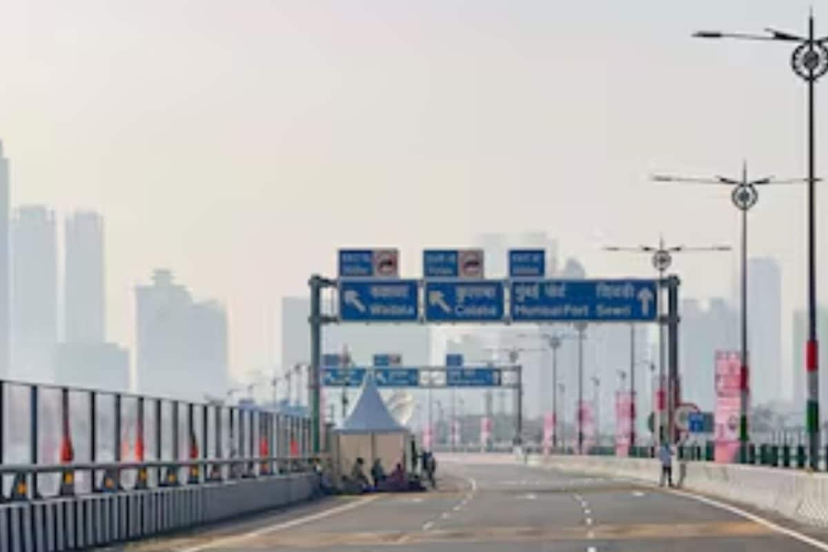 Air Quality Plunges To ‘Very Poor’ Category In Several Parts Of Mumbai A Day After Diwali