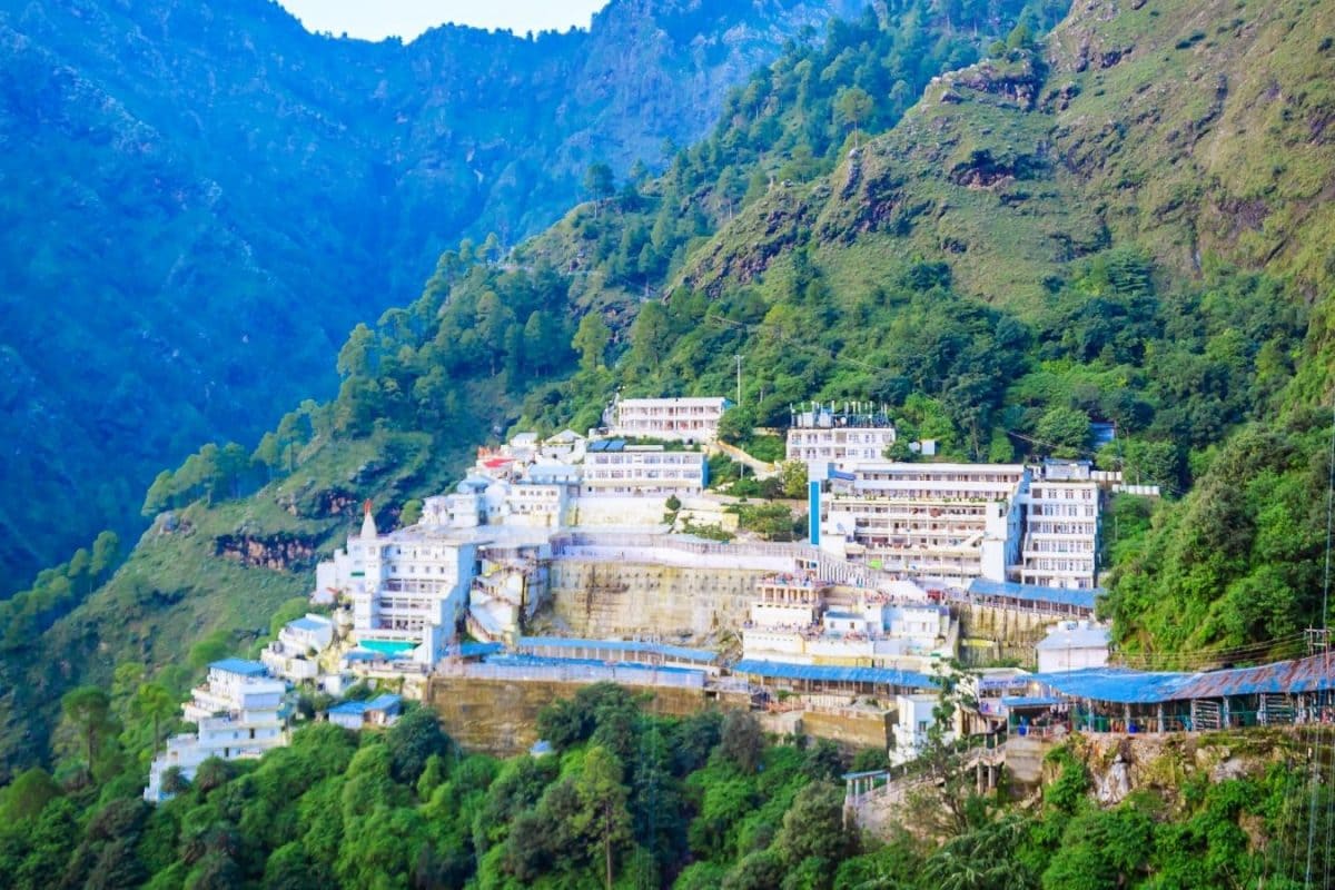 Vaishno Devi Yatra Suspended From October 5 To 7 Due To Inclement Weather