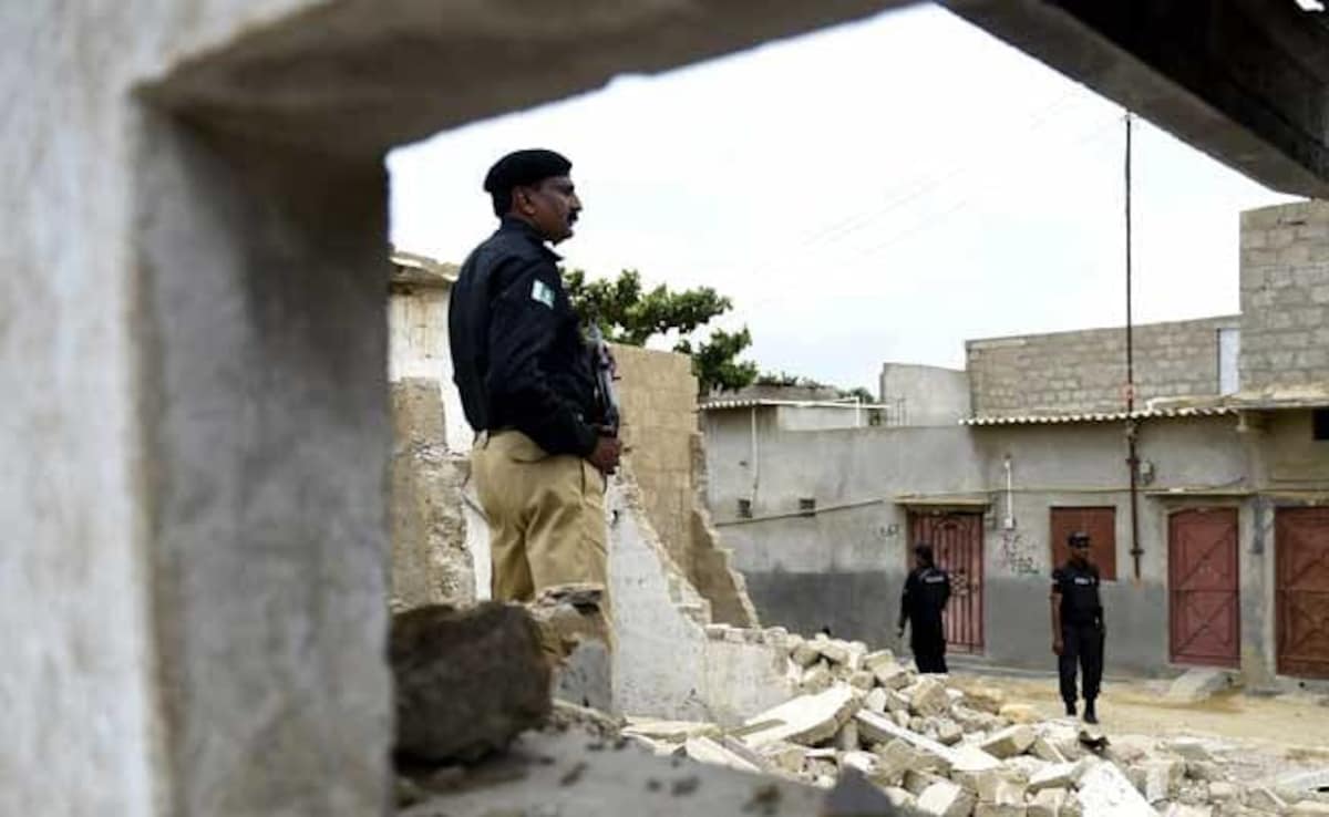 9 Killed, 4 Injured In Bomb Blast In Pakistan’s Peshawar: Report