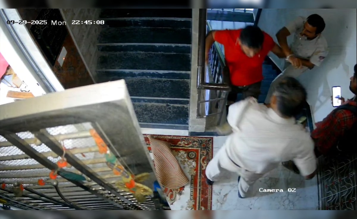 Delhi Man Refuses To Pay For Food, Delivery Partner Calls Cops, This Happens