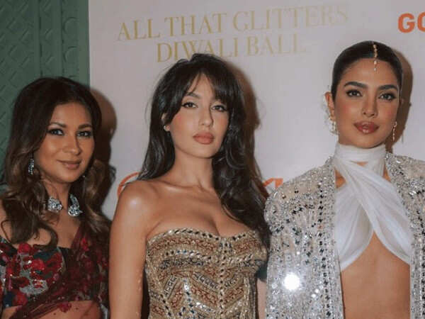 Priyanka Chopra Congratulates Nora Fatehi on Dilbar Ki Aankhon Ka at The NY Ball