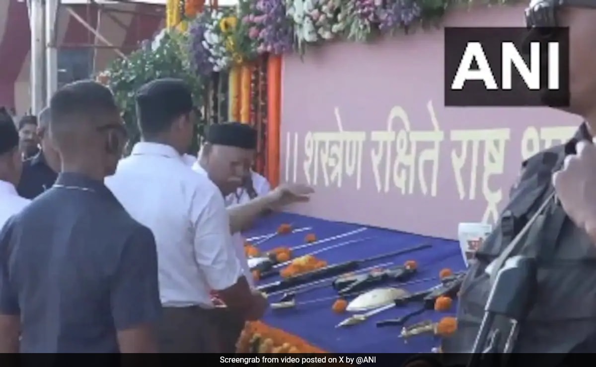 RSS Chief Mohan Bhagwat Performs ‘Shastra Puja’ On Occasion Of Vijayadashmi