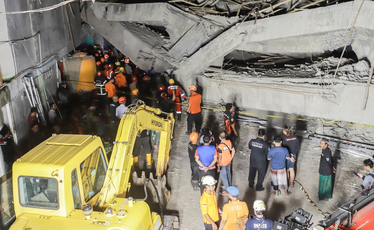 Over 90 Students Trapped In Rubble After Indonesian School Collapse