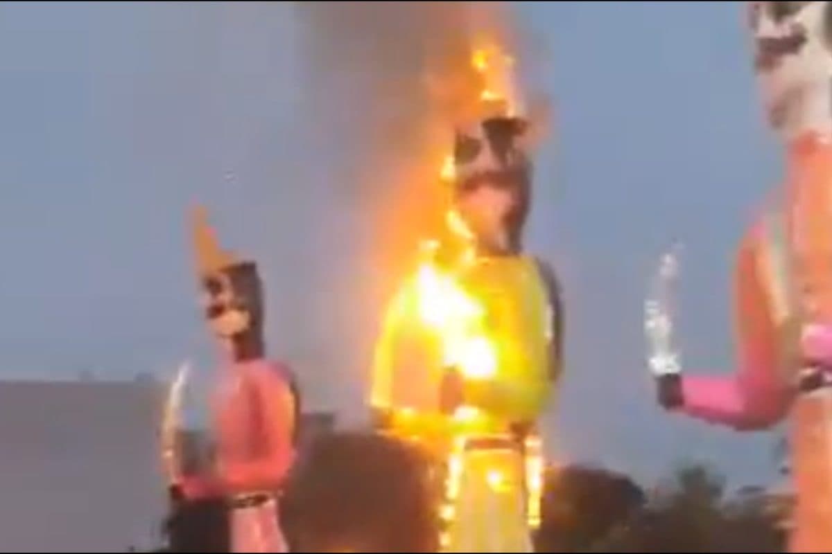 Early Celebrations: Drunk Youngsters In Bhopal Burn Ravan Effigy On Dusshera Morning