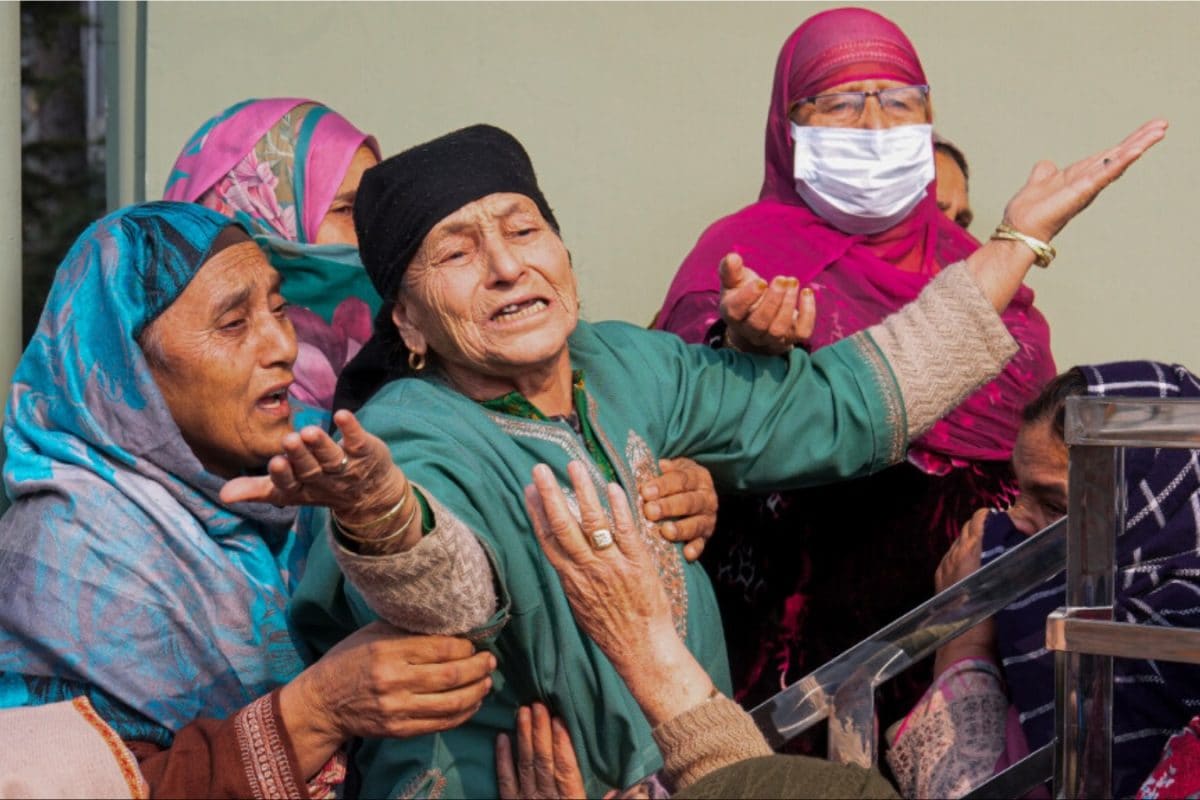 ‘Papa, Don’t Go’: Daughter Of Tailor Killed In Nowgam Explosion Had Pleaded Before His Death