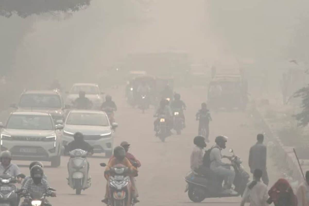 Delhi Air Quality Shows Modest Improvement, But Still Stands In ‘Poor’ Category As Haze Lingers