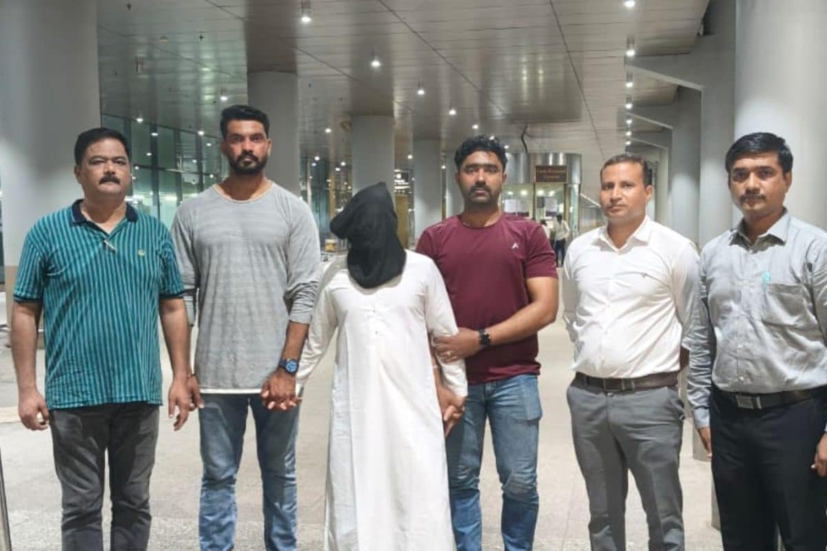 Dawood Aide Deported From Dubai, Major Drug Syndicate Linked With Bollywood Stars Under Scanner