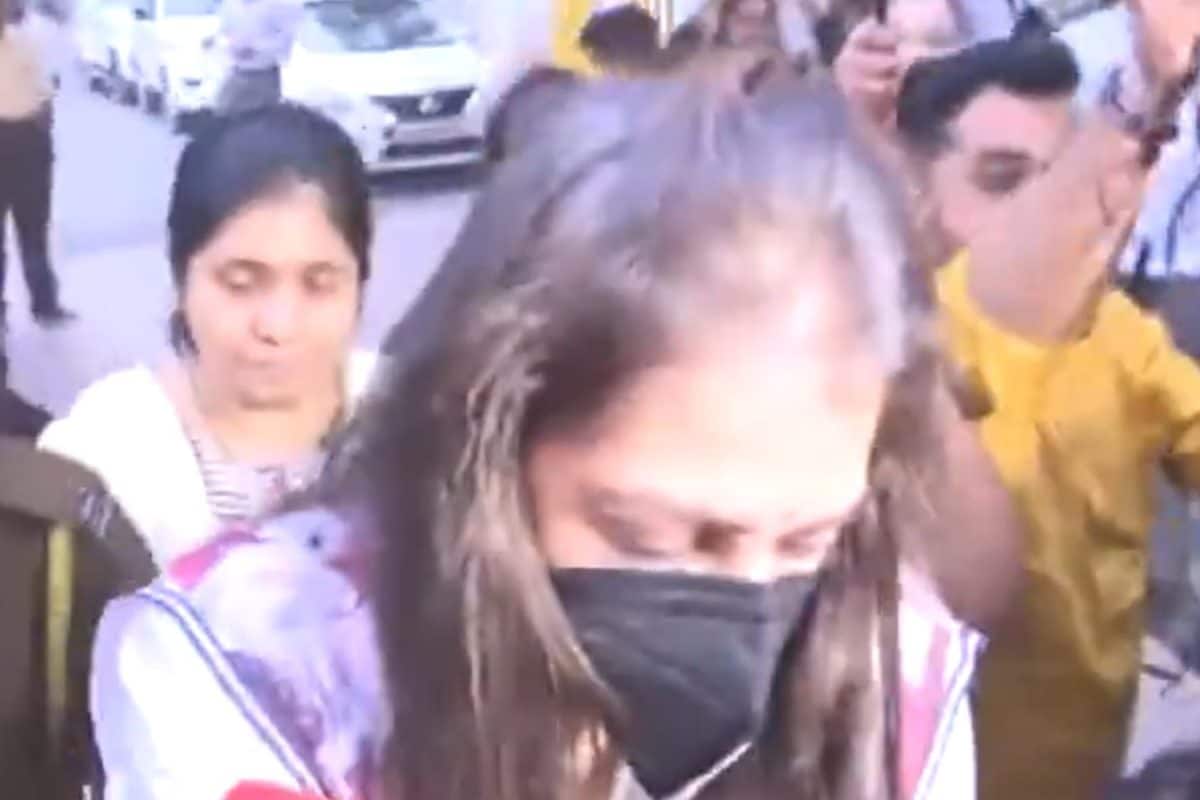 Police Question Pune Land Scam Accused Shital Tejwani For Over 5 Hours