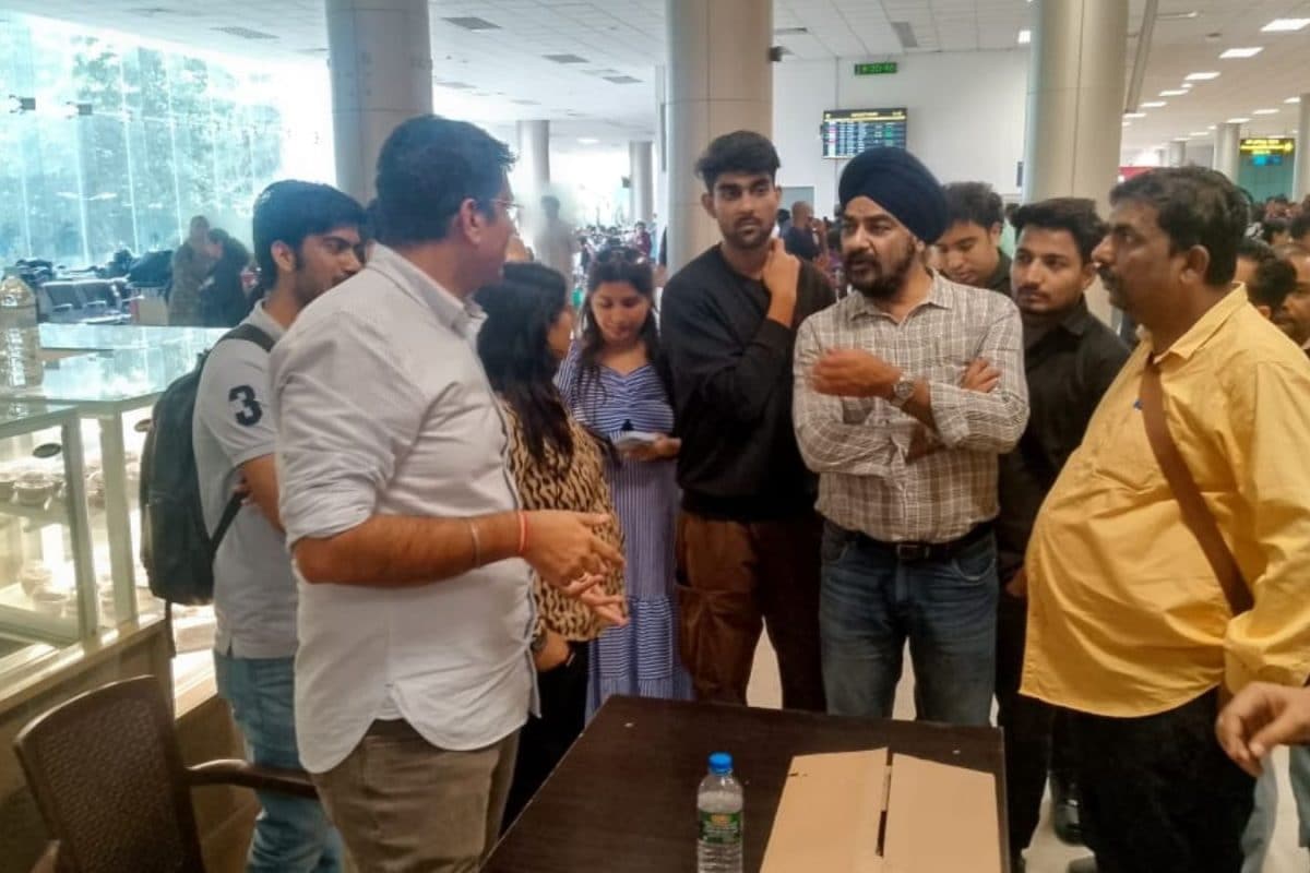 India To Launch Rescue Airlift For Nationals Stranded In Cyclone Ditwah-Hit Sri Lanka