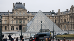 Louvre closes gallery due to structural issue