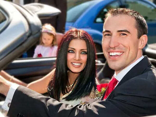 Celina Jaitly Approaches Mumbai Court With Domestic Violence Case Against Husband Peter Haag