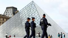 Louvre prioritised art over security in years before heist, French report finds
