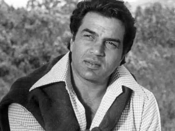Late Dharmendras Prayer Meet to Be Held in Mumbai Today