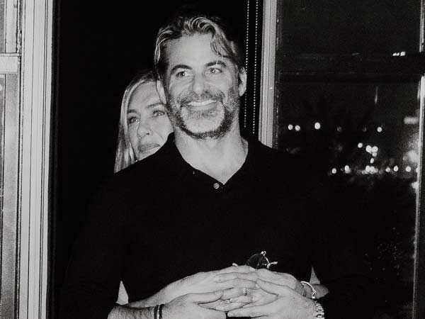 Jennifer Aniston Makes Her Relationship With Jim Curtis Instagram Official