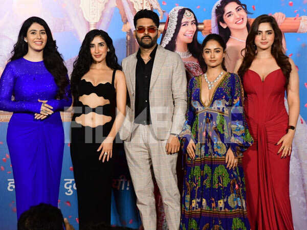Photos: Kapil Sharma Looks Sharp at Kis Kisko Pyaar Karoon 2 Trailer Launch