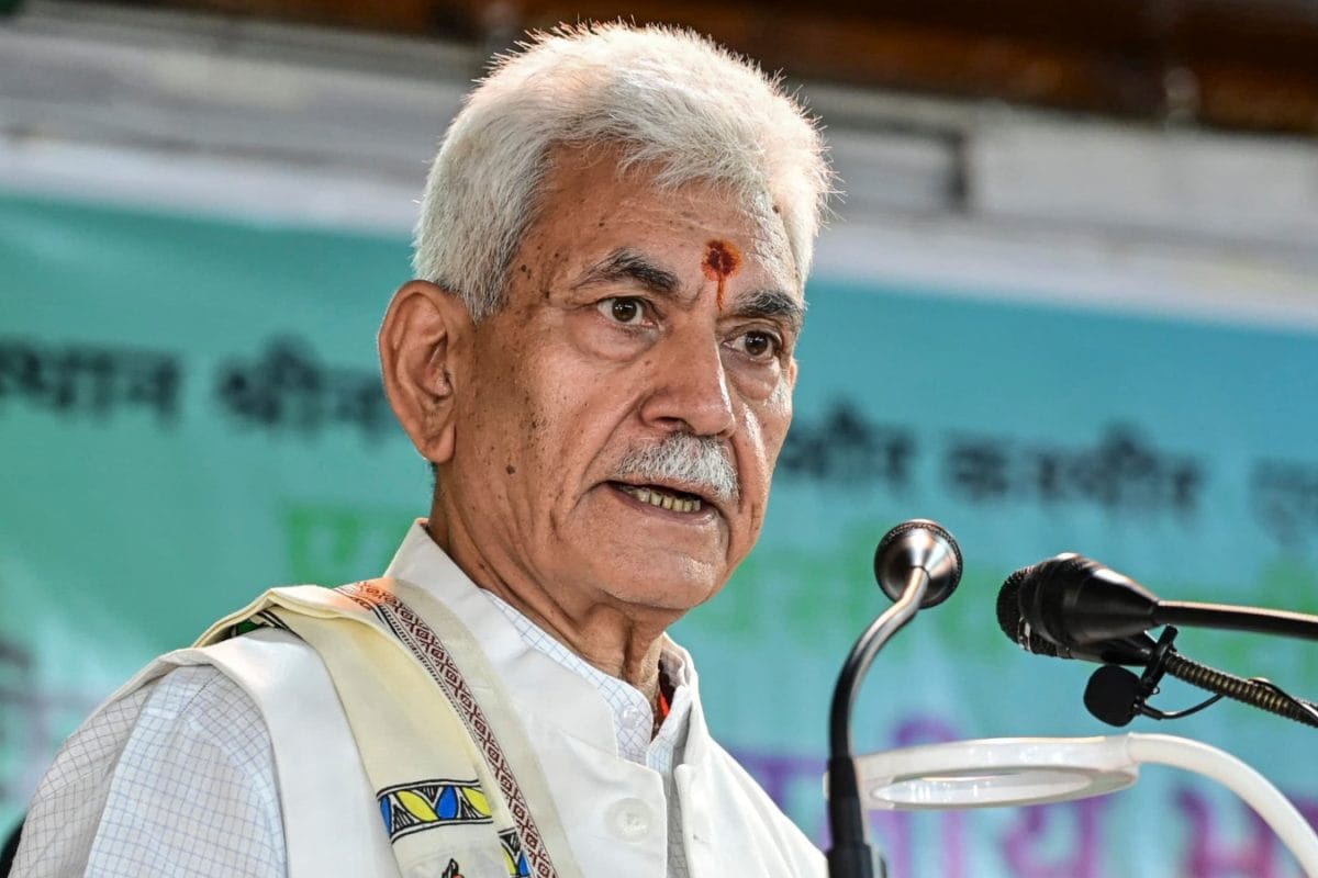 J&K LG Manoj Sinha Urges Youth To Stand Against Radicalisation In Valley, Calls For Collective Action