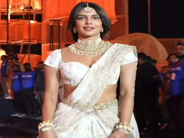 Varanasi Event Update: Priyanka Chopra Jonas Thrilled With Desi Girl Tribute