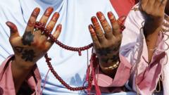 Gunmen abduct 28 Muslim travellers in central Nigeria Gunmen abduct 28 Muslim travellers in central Nigeria