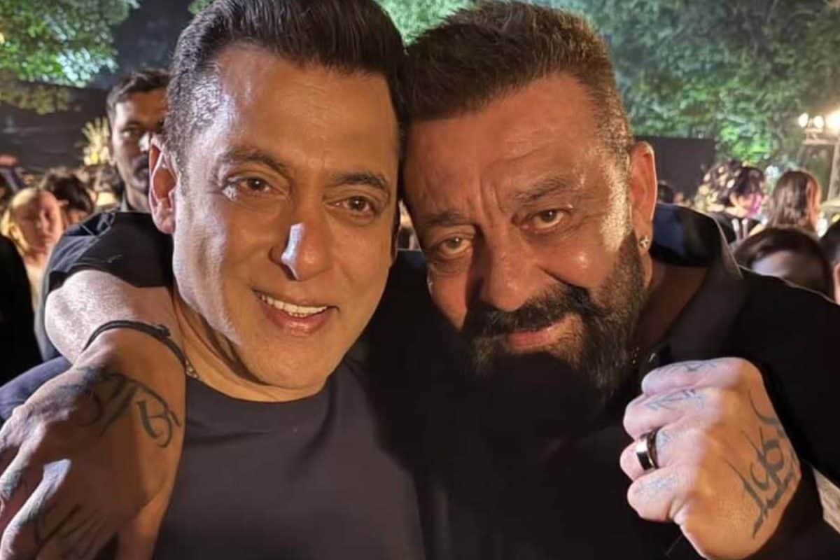 Sanjay Dutt Wishes ‘Bhaijaan’ Salman Khan On His 60th Birthday, Shares Picture From Panvel Bash Sanjay Dutt Wishes ‘Bhaijaan’ Salman Khan On His 60th Birthday, Shares Picture From Panvel Bash