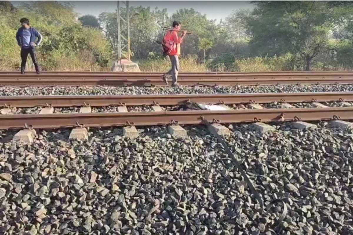 Maharashtra Couple Dead At Home, Bodies Of Sons Found On Railway Track In Suspected Mass Suicide