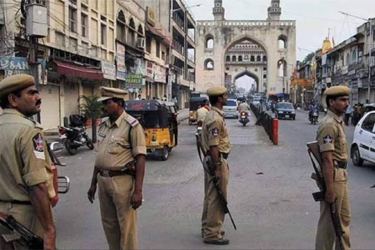 Hyderabad Man Burns Wife To Death Over Marital Discord, Pushes Daughter Into Flames, Flees