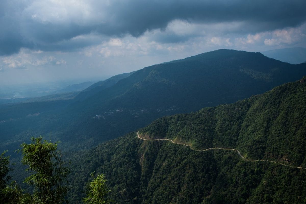 Supreme Court To Size Up Aravalli Row: Will Hear Matter On Monday After Taking Suo Moto Cognisance Supreme Court To Size Up Aravalli Row: Will Hear Matter On Monday After Taking Suo Moto Cognisance