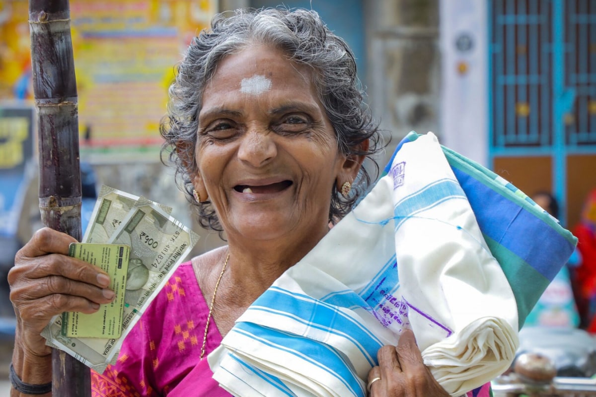 Tamil Nadu Pongal Package: Rs 3,000 For All Ration Card Holders And Extra Rs 1,000 For Women? Tamil Nadu Pongal Package: Rs 3,000 For All Ration Card Holders And Extra Rs 1,000 For Women?