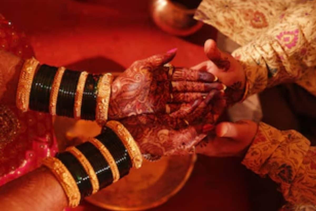 150 Weddings Called Off In Just 40 Days In Indore, 62% Linked To Social Media Activity: Report 150 Weddings Called Off In Just 40 Days In Indore, 62% Linked To Social Media Activity: Report