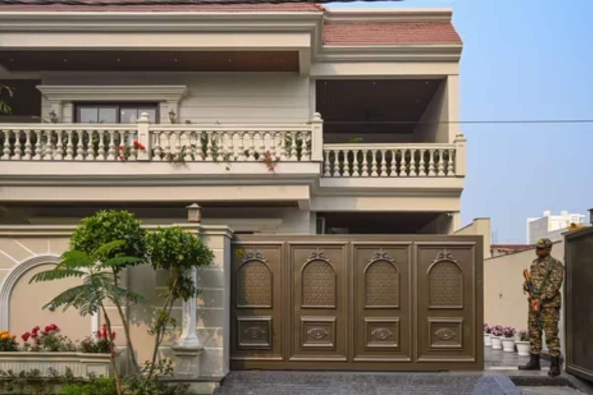 Gucci Bags, Rado Watches: ED Raid At ‘Lavish Mansion’ Of Ex-UP Cop In Cough Syrup Case Gucci Bags, Rado Watches: ED Raid At ‘Lavish Mansion’ Of Ex-UP Cop In Cough Syrup Case