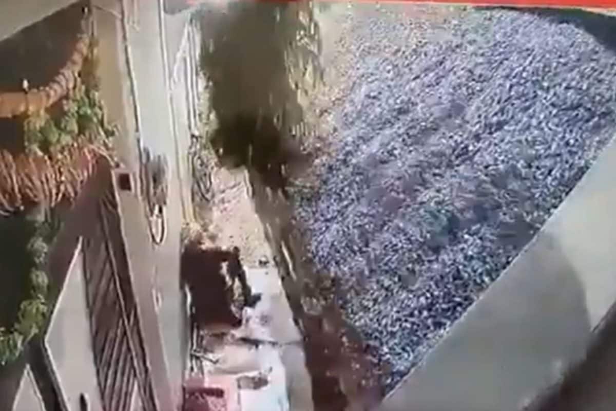 90-Year-Old Man Killed As Gravel-Laden Truck Overturns Outside His Home In Gwalior