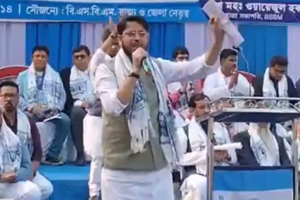 ‘I Too Will Become Extremist’: TMC Leader Sparks Row With Waqf Remark ‘I Too Will Become Extremist’: TMC Leader Sparks Row With Waqf Remark