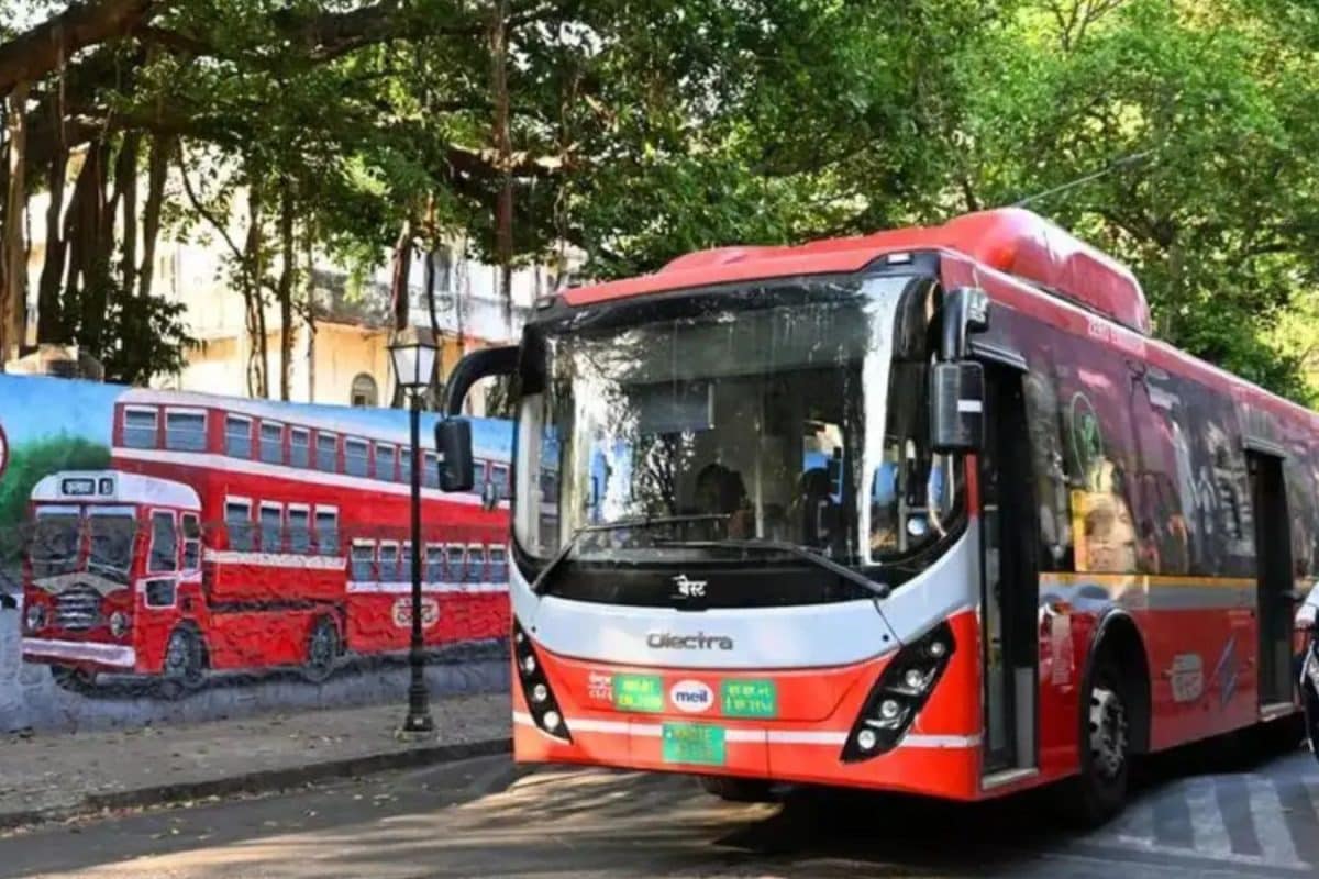 4 Dead, Several Injured As BEST Bus Hits Pedestrians In Mumbai’s Bhandup 4 Dead, Several Injured As BEST Bus Hits Pedestrians In Mumbai’s Bhandup