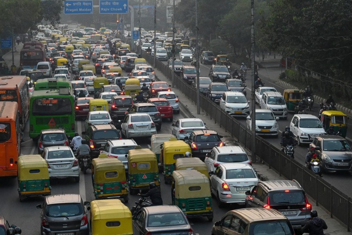 Karnataka Vehicles Fined Rs 10,000 Outside State Due To Pollution Data Not Linked To VAHAN Karnataka Vehicles Fined Rs 10,000 Outside State Due To Pollution Data Not Linked To VAHAN