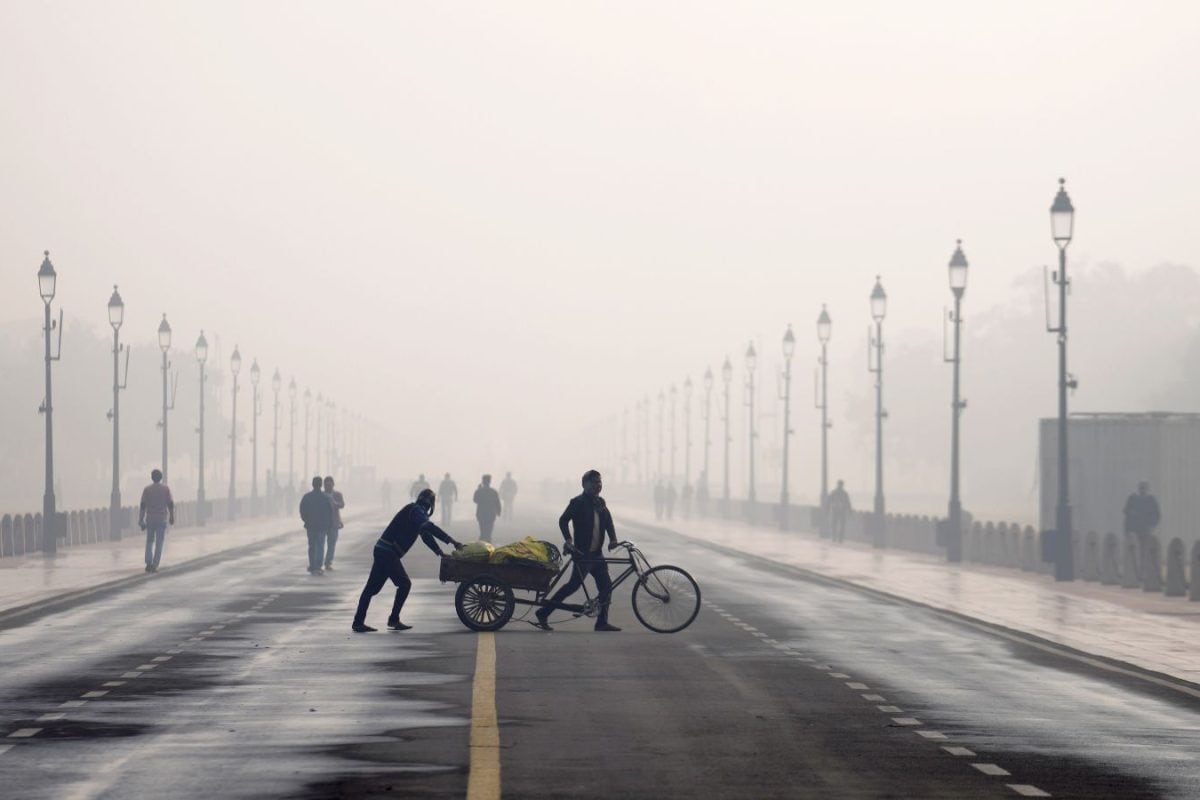 Today Weather News Live Updates: Delhi’s Air Quality Shows Slight Improvement, IGI Airport Warns Disruptions May Continue