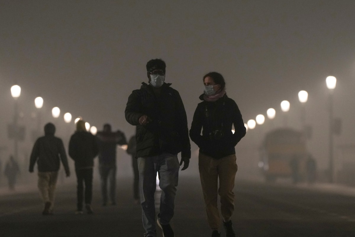 Weather News Today Live Updates: Delhi’s ITO Records ‘Severe’ Air Quality As AQI Touches 405 Weather News Today Live Updates: Delhi’s ITO Records ‘Severe’ Air Quality As AQI Touches 405