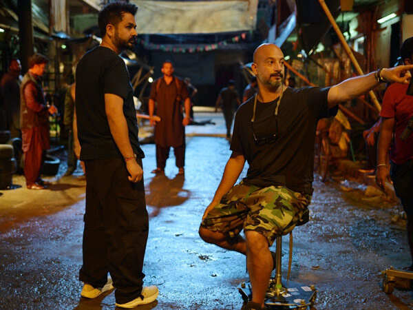 DOP Vikash Nowlakha Reveals How Aditya Dhar and He Built The Look of Dhurandhar