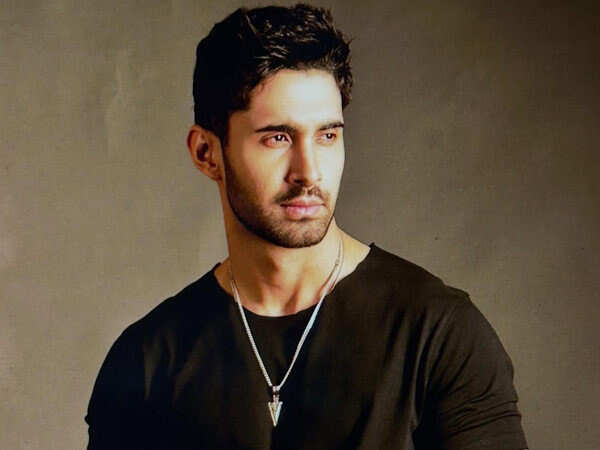 Lakshya Starts Shooting for Lag Ja Gale