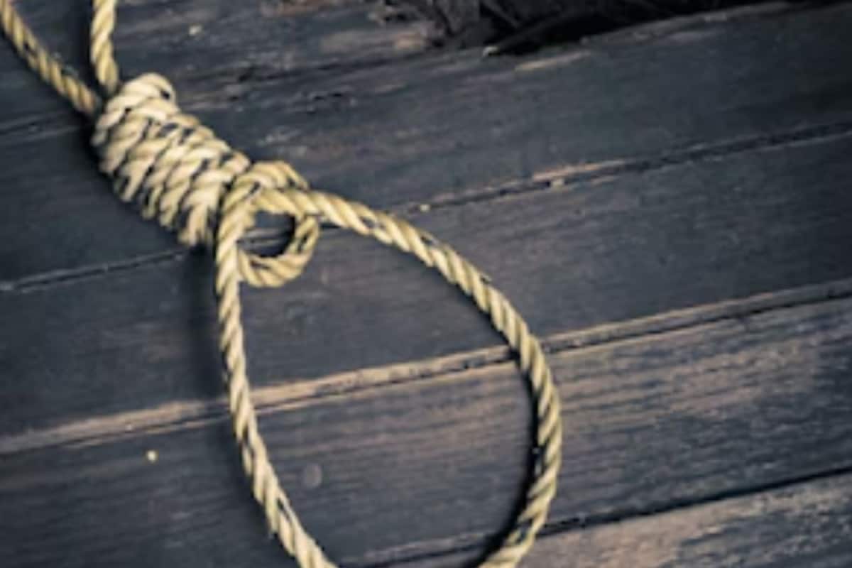 ‘Coming To You, Forgive Me’: UP Man Posts WhatsApp Status For Dead Wife, Then Hangs Self ‘Coming To You, Forgive Me’: UP Man Posts WhatsApp Status For Dead Wife, Then Hangs Self