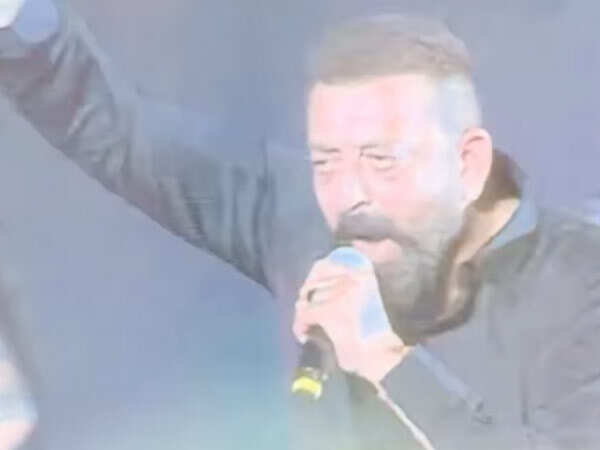 AP Dhillonâs Mumbai Concert Turns Starry With Sanjay Dutt Tara Sutaria AP Dhillonâs Mumbai Concert Turns Starry With Sanjay Dutt Tara Sutaria