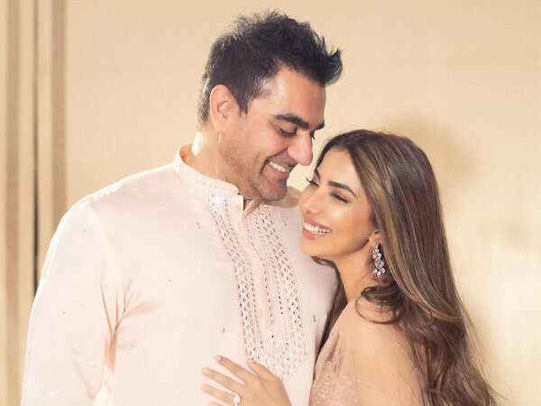 WATCH: Arbaaz Khanâs Fun Side Shines in Sshura Khanâs Anniversary Post