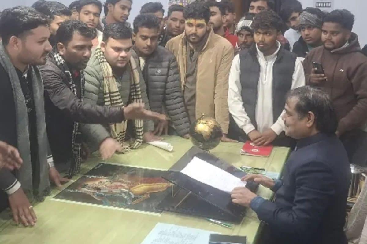 ‘I Commit Misdeeds Openly’: UP Principal’s Bizarre Remark Sparks Row, DM Demands Clarification