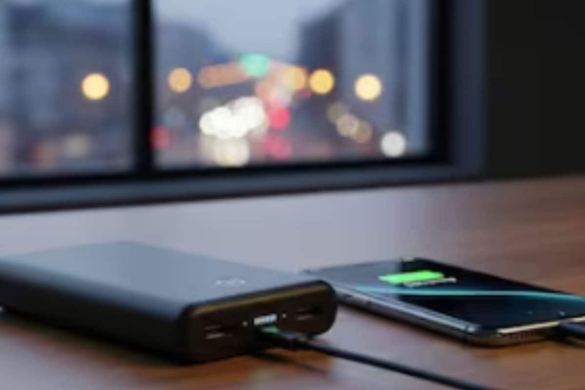 Power Banks Barred For In-Flight Charging, Not Allowed In Overhead Bins. Check Guidelines