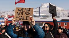 Trump aide says no-one would fight US over Greenland