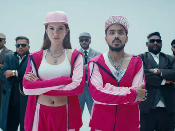 Shanaya Kapoor and Adarsh Gourav Set The Right Tone in Tu Yaa Mainâs First Track Fame Us