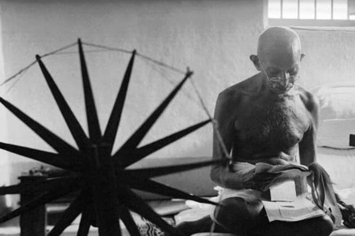 Karnataka Government Urges Officials To Wear Khadi On First Saturday Of Every Month